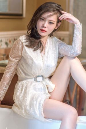 女帝羞辱打开双腿调教h
